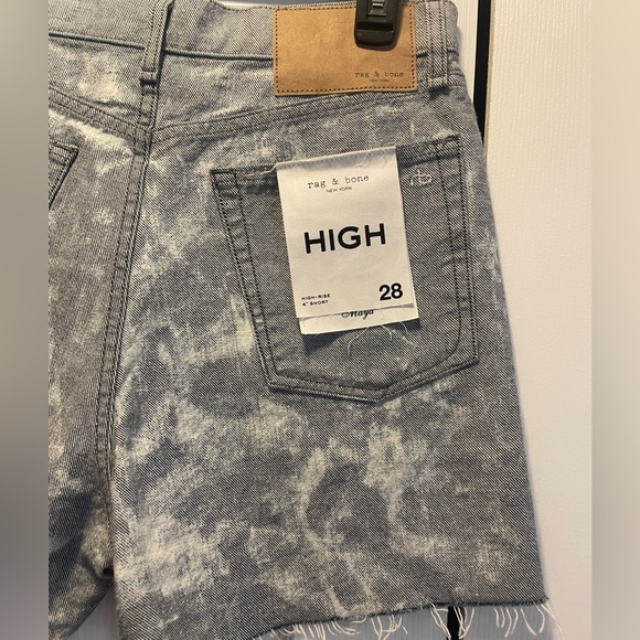 New Rag & Bone Maya High Waist Tie Dye Shorts Light Grey & white Size 28 - Picture 9 of 10